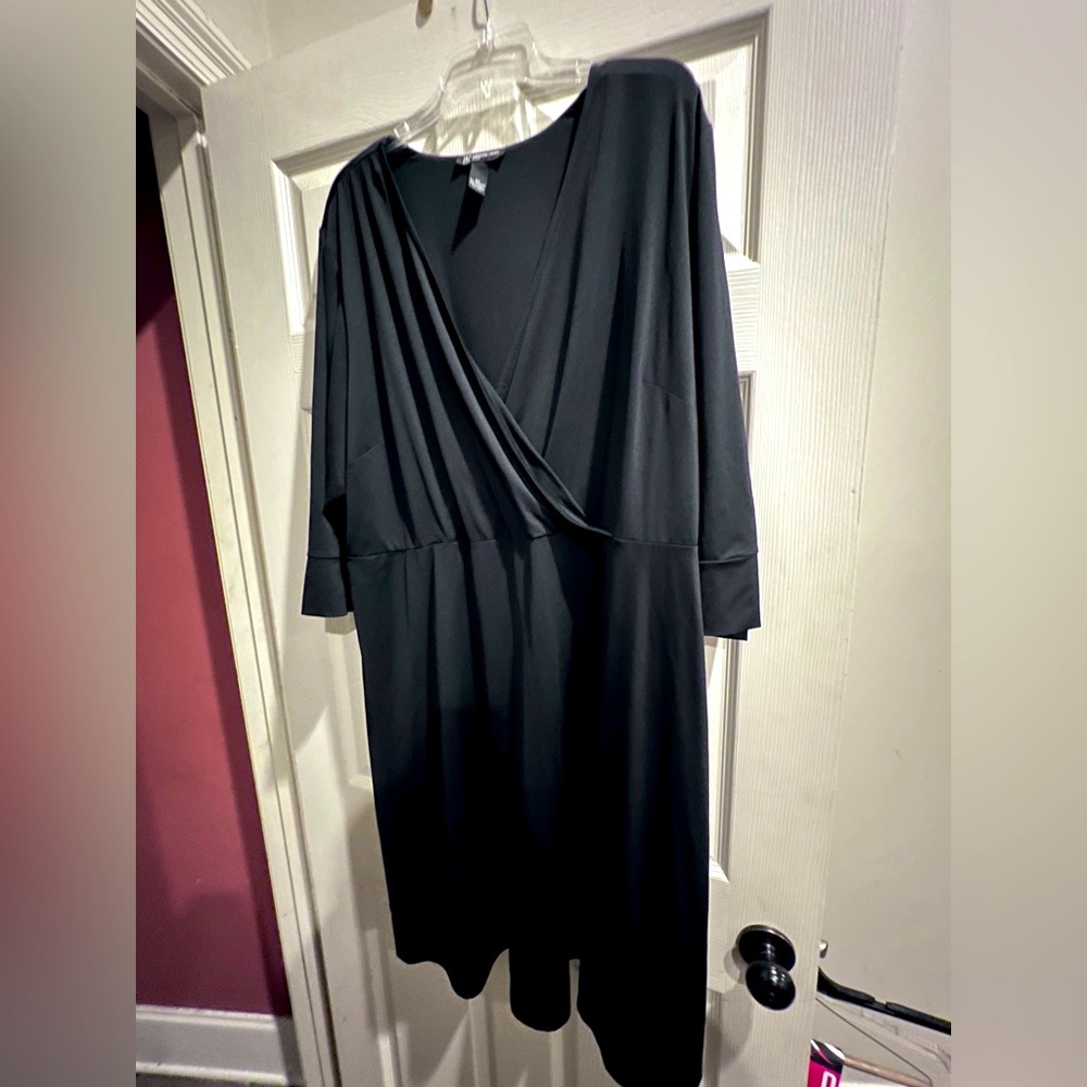 Perfect plus size black dress for any occasion.